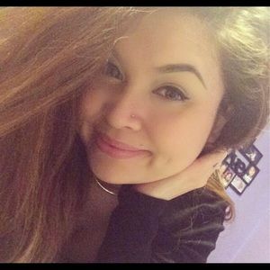 Meet your Posher, Lida